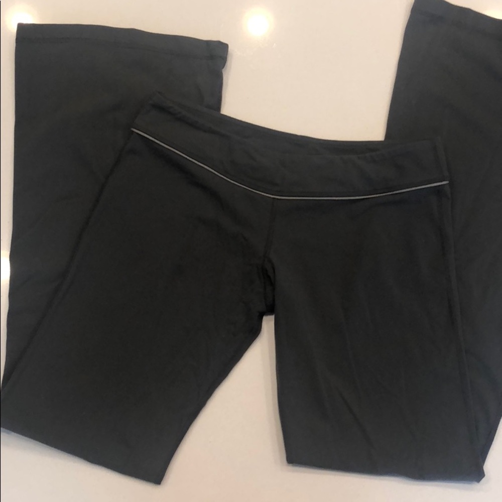 Throw back lululemon pants